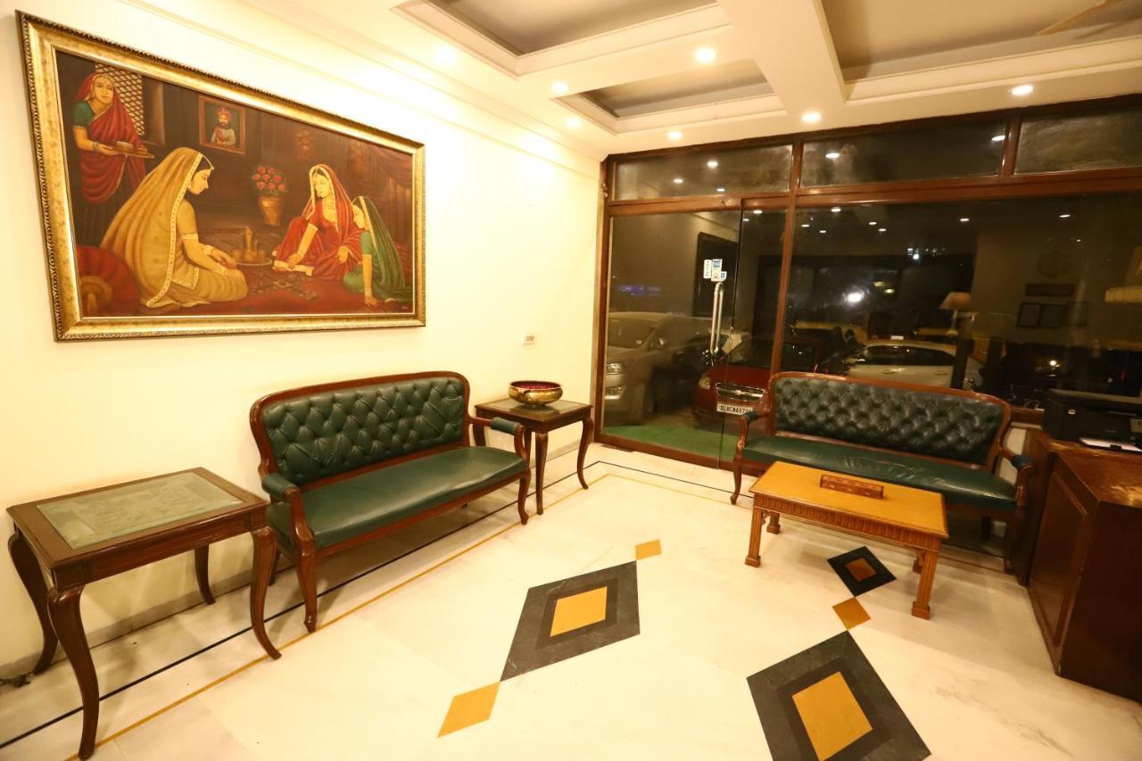 Hotel Ambica Palace Aiims New Delhi - Couple Friendly Local Id Accepted Εξωτερικό φωτογραφία